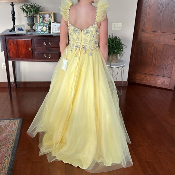 Mac Duggal 68162 yellow corset back ball gown size 12 NEW $798 - Picture 3 of 16